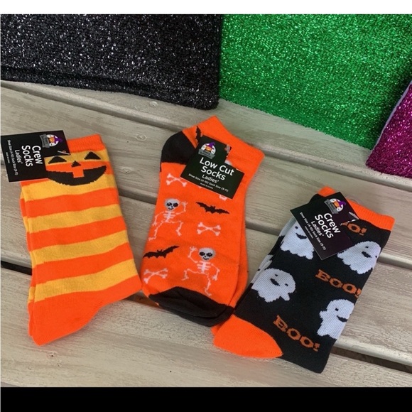 CLEARANCE 20% off all Halloween Items if Bundled
Fashion Socks - 3pair ๐๐๐ - Picture 1 of 6